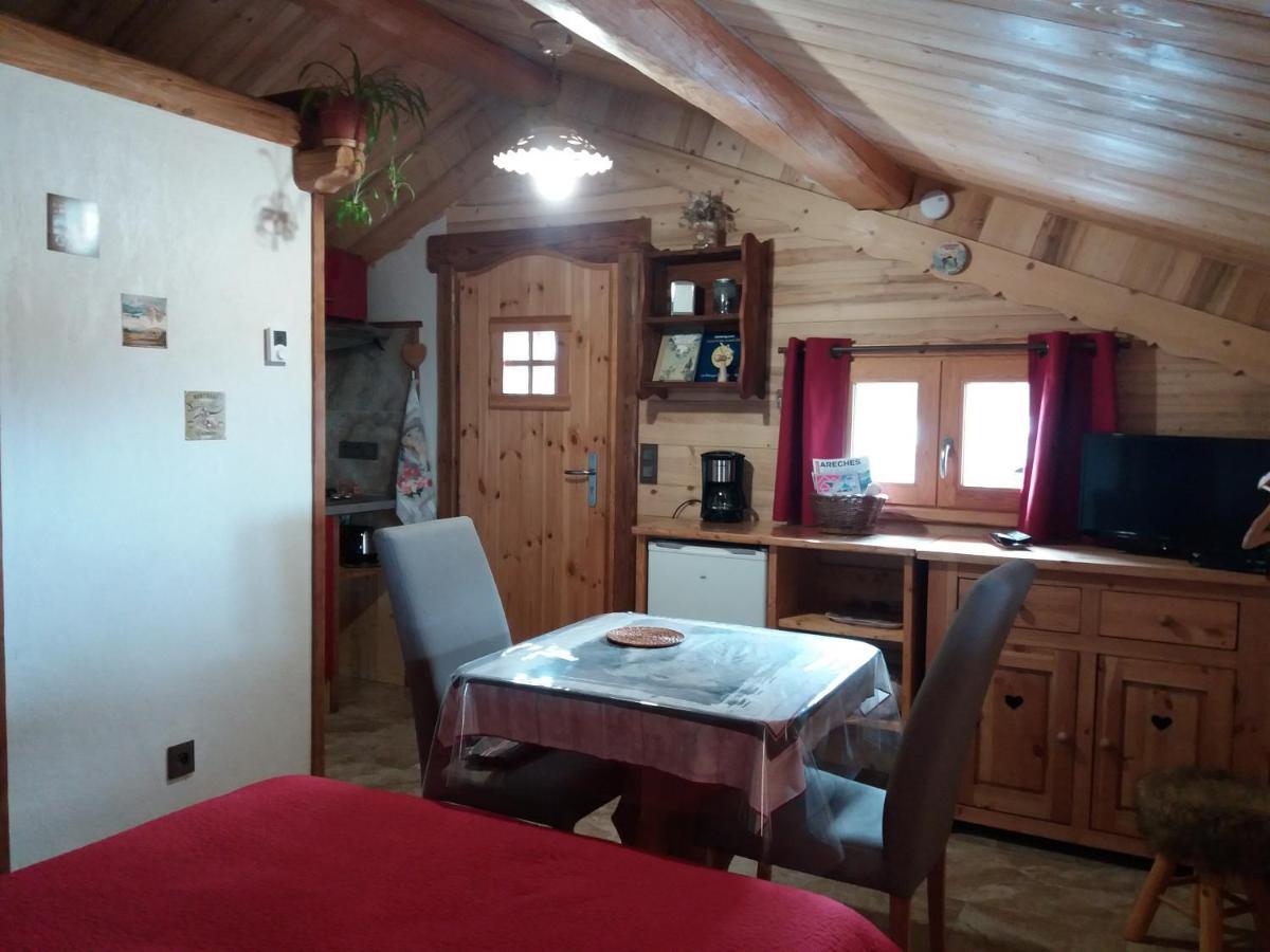 Le Refuge Des Marmottes Βίλα Arêches Εξωτερικό φωτογραφία